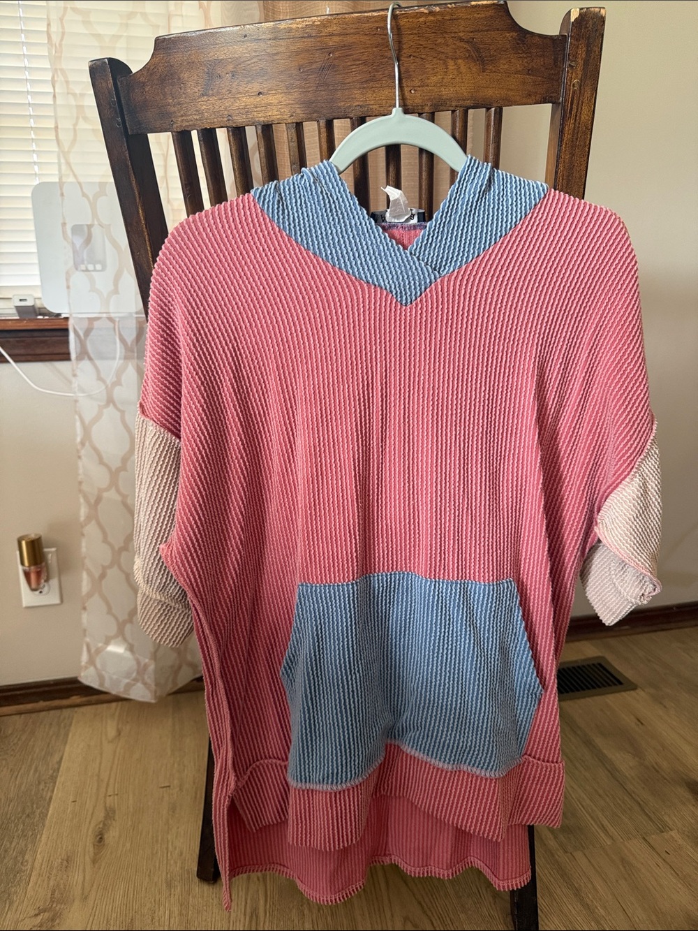 Short Sleeve Hooded Blouse